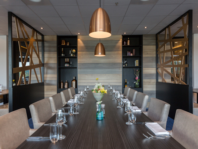Rotterdam – dinerspel vol raadsels en samenwerking bij Wings Hotel voor bedrijfsuitstap of vriendenuitje