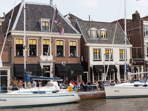 Alphen aan den Rijn – dinerspel bij Restaurant Proto voor bedrijfsuitje, vrijgezellenfeest of familiefeest
