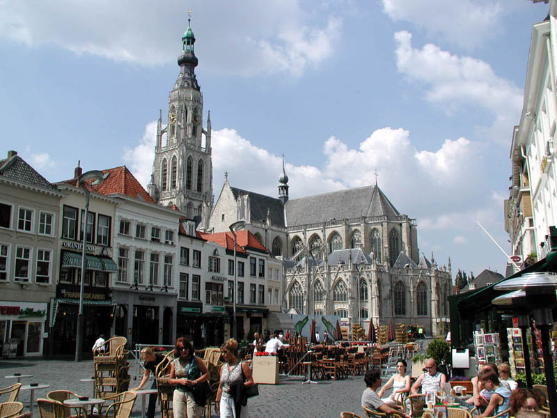 Beleef een moordspel in Breda tijdens een diner in sfeervolle setting