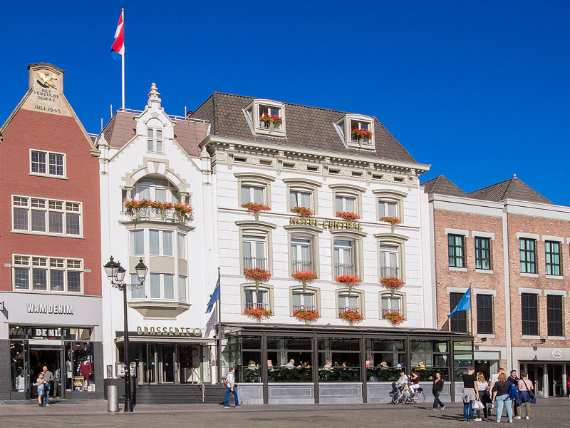 Den Bosch – dinerspel bij Brasserie Cé voor bedrijfsuitje, vrijgezellenfeest of familiefeest