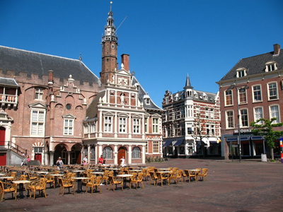 Dinerspel in Haarlem met boeiende personages en onverwachte gebeurtenissen