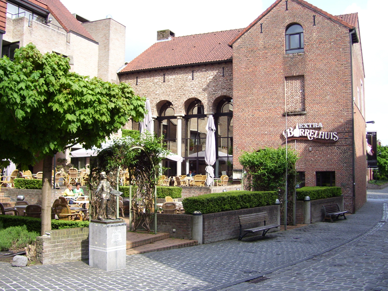 Hasselt – dinerspel bij Het Borrelhuis voor bedrijfsuitje, vrijgezellenfeest of familiefeest
